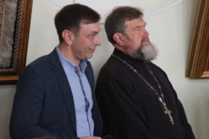 Выставка "Святой лён" заработала в Симферополе