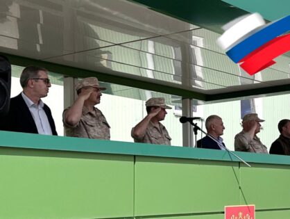 Одиссей Пипия в рамках Крымской межнациональной миссии поздравил военнослужащих с Днём России